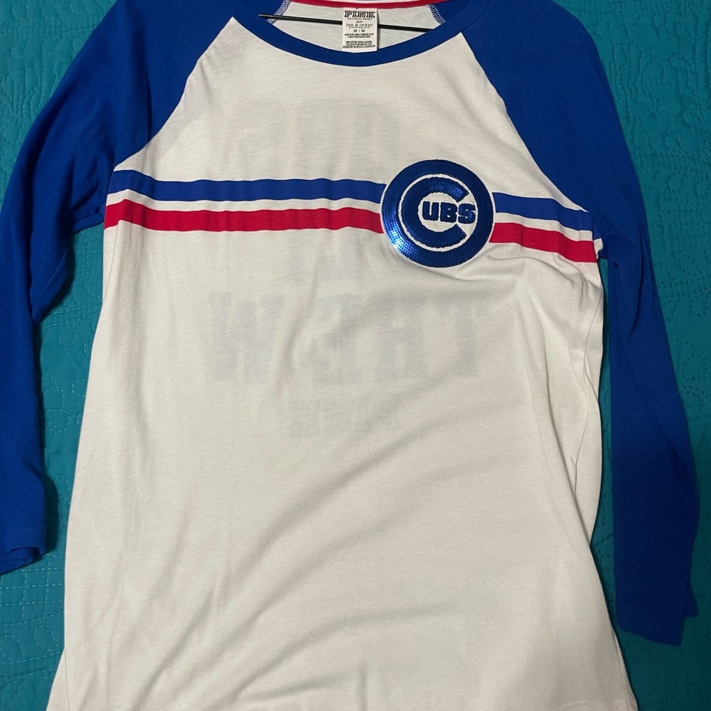 Majestic Blue and White Cubs Long Sleeve Tee